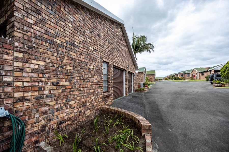 2 Bedroom Property for Sale in Gonubie Eastern Cape